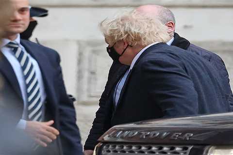 Boris Johnson NOT expected to make Christmas announcement today despite urgent Cabinet meeting