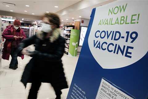 Pharmacies Are Turning Away Immunocompromised Patients Seeking 4th Covid Shot