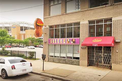 End of the Line for Peterson’s Nuts on Carnegie |  Food News |  Cleveland