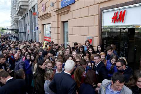 H&M halts sales in Russia after the invasion of Ukraine.