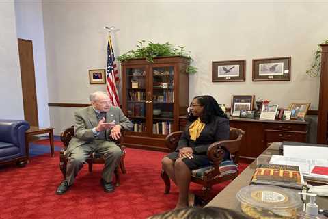 Supreme Court nominee Ketanji Brown Jackson meets with top members of U.S. Senate ⋆