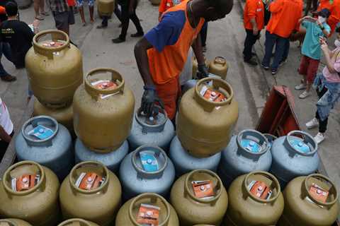 Brazil’s economy minister backs bigger subsidies for cooking gas as crude oil costs soar