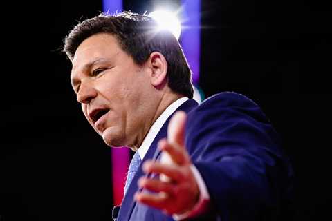 Punishing Disney, DeSantis Signals a Lasting G.O.P. Brawl With Business