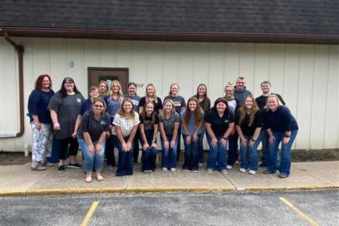 Indiana Pork Young Professionals donate 200 pounds of ground pork