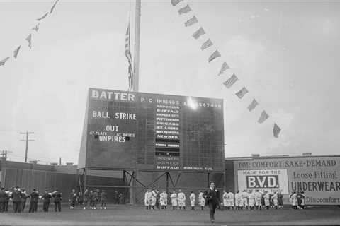 Bernie Sanders Can’t Fix Baseball