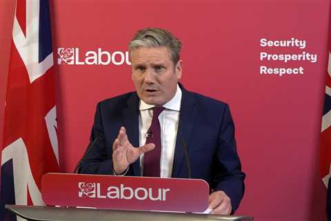 Sir Keir Starmer seen as ‘boring, dull & bland’ by voters with HALF feeling ‘negative’ about..