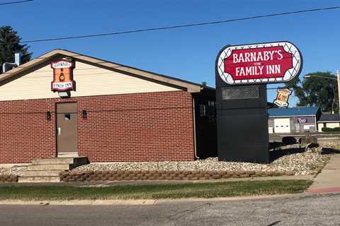 Barnaby’s Pizza in Twin Branch, Mishawaka opened in July