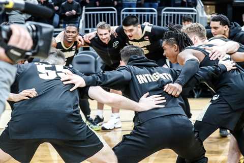 Purdue Basketball meets Davidson in Indy Classic