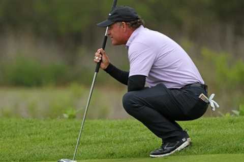 Scott McCarron, Stephen Ames share lead at Senior PGA Championship