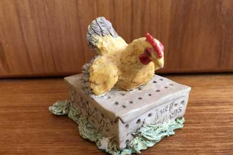 Mother Hen By Lowell Davis – The Woodlands Texas Antiques & Collectibles For Sale