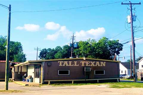 Houston Dive Bar in the Heights Gets a Second Lease on Life With New Owner