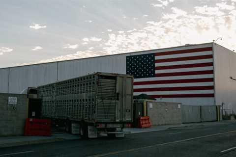 California’s Smithfield Foods Meatpacking Plant in Vernon Is Closing