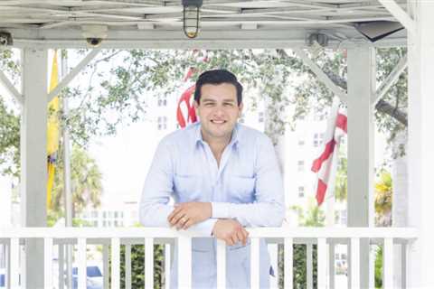 Francis Suarez and Vince Lake endorsed Kevin Marino Cabrera for the Miami-Dade Commission