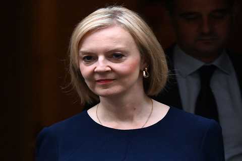 Thousands more immigrants to be let into Britain as Liz Truss plans to ease rules on foreign workers