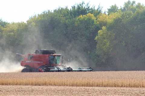 USDA hopes to boost fertilizer production as soon as next year ⋆