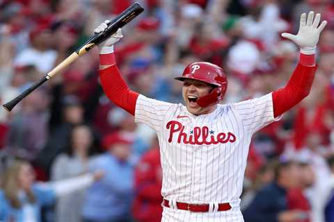 Hoskins, Harper homer as Phillies rout Braves for 2-1 NLDS lead