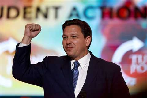 Poll: Gov. DeSantis garners 51% Latino support