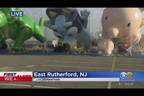 Hundreds volunteering for Macy’s Balloonfest at MetLife Stadium