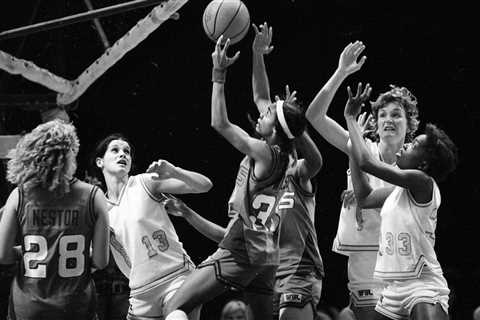 Lengthy earlier than WNBA, San Francisco had trailblazing professional group