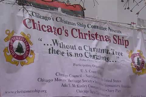 Chicago Christmas tree ship returns at Navy Pier