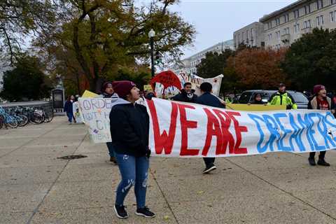 Talks over protecting Dreamers pick up in Congress, but agreement still elusive ⋆