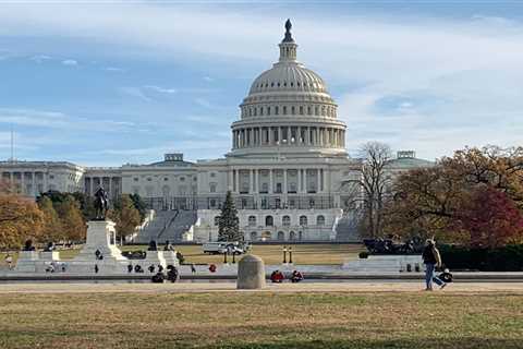 Michigan’s Stabenow, Minnesota’s Klobuchar rise in U.S. Senate Democratic leadership