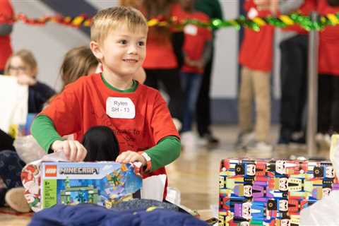 Boys & Girls Clubs of Greater Northwest Indiana create an unforgettable Christmas for the area’s..