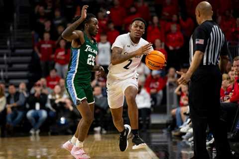 Bearcats beat Tulane for AAC win