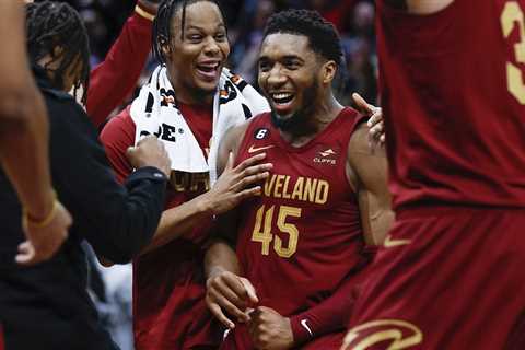 Donovan Mitchell scores a record 71 points for the Cleveland Cavaliers in a win over the Chicago..