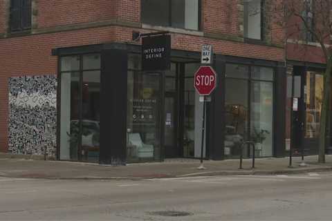 Customers paid big bucks for furniture that never arrived from Chicago-based company