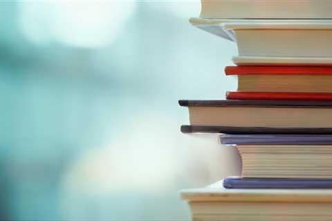 9 Best Business Books for Entrepreneurs in 2023