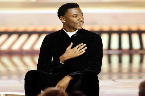 Jerrod Carmichael said he got $500,000 for hosting the Golden Globes. Here's how that compares to..