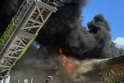 Miami Gardens apartment building fire displaces more than 100 residents