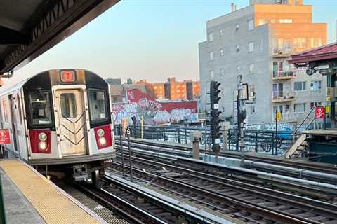 NYC Transit: MTA reporting record high on-time buses, subways and trains