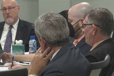 Mayor Ward reverses course, Gainesville Commission pay raise moving forward