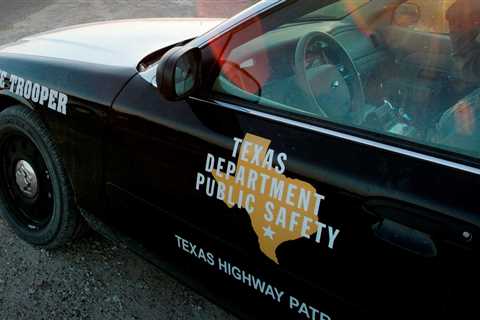 Texas traffic fatalities: 6 people killed in 3-vehicle head-on crash on US Highway 59 northwest of..