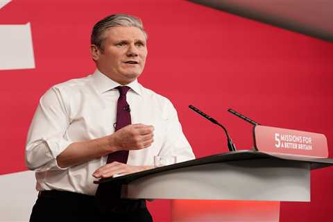 Sir Keir Starmer accused of hypocrisy over deal allowing him to avoid tax on pension