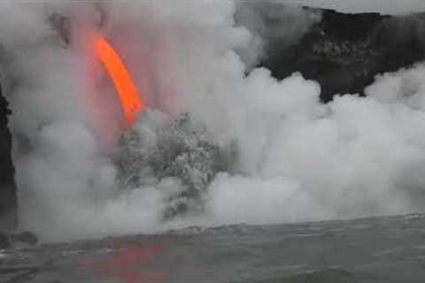 Huge lava flow pours into the ocean - Kilauea Volcano