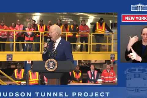 Old Man Biden Starts Shouting Out of Nowhere During Speech in New York (VIDEO)