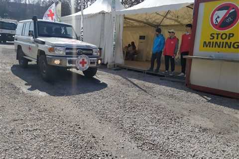 Another ICRC convoy moves freely along Azerbaijan’s Lachin-Khankendi road (PHOTO)