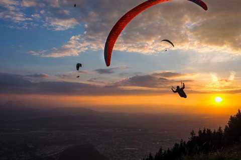 UK Man Arrested In Turkey After Paraglider Dies In Mid-Air Collision