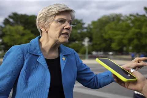 Elizabeth Warren, J.D. Vance team up on bank CEO crackdown