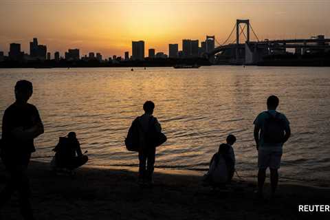 Japan Reports Warmest Spring On Record