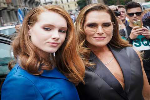 Brooke Shields Fought To Keep 17-Year-Old Daughter From Modeling