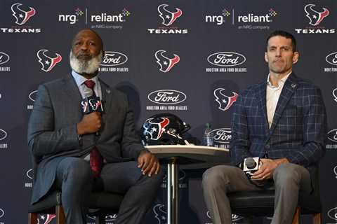 Houston Texans Could Fire GM Nick Caserio AND Coach Lovie Smith?