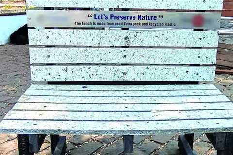 CCP wishes to make benches and park furnishings out of plastic waste