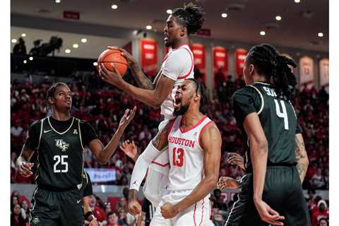 Team moves up to No.  2 in AP basketball poll