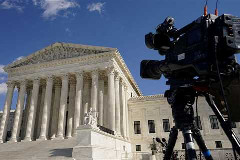 Anti-abortion doctors urge Supreme Court to keep mifepristone restrictions in place