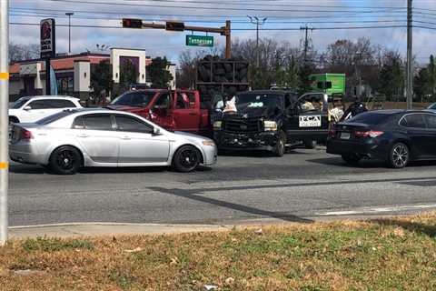 Crash occurs on West Tennessee Street