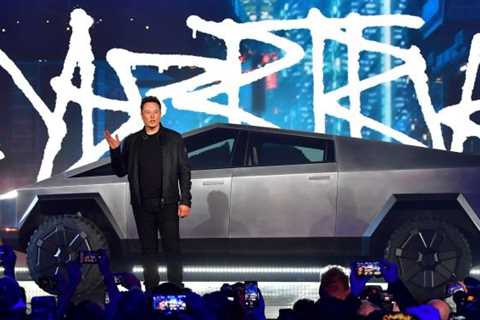 Tesla stock tumbles nearly 10% on margin concerns, Musk warning on Q3 production